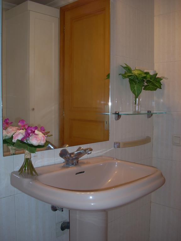 Apartamentos Los Tilos Benasque Exterior foto